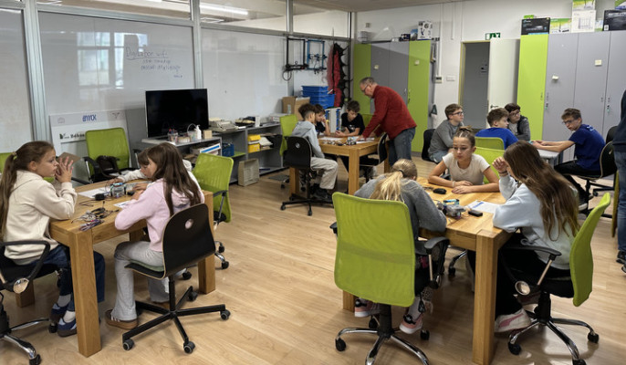 Artec vonalkövető robot építése