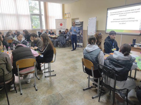 Медіаграмотність та інформаційна безпека: як запобігти онлайн-загрозам