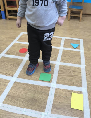 Βρες το σωστό σχήμα