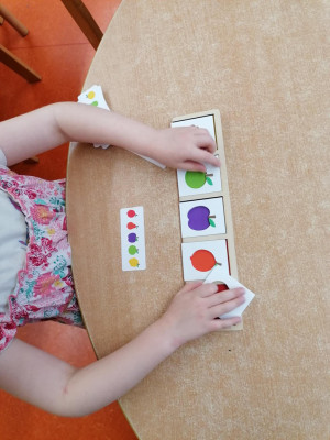 Gyümölcsök, sorakozó!