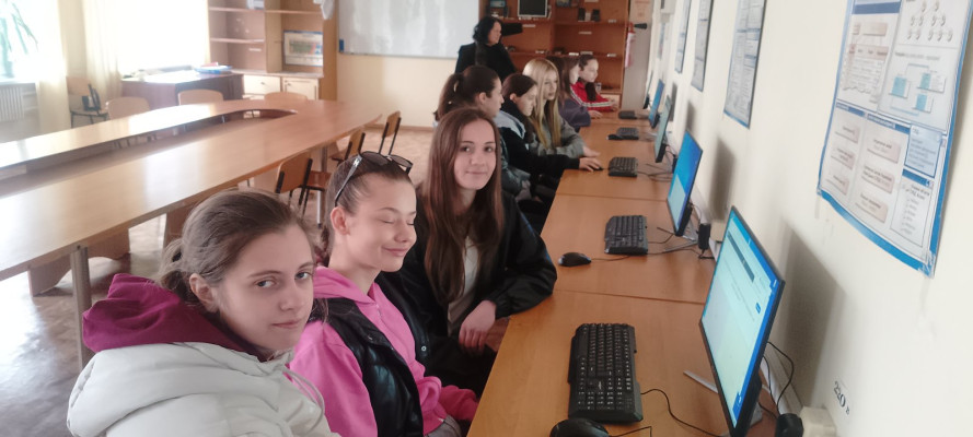 Girls in Digital Week