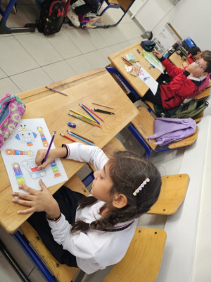 Maarifin İzinde: Oyna