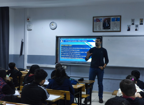 Güvenli İnternet Günü