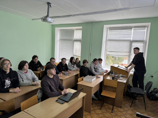 Практикум: Основи об’єктно-орієнтованого мислення