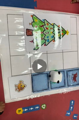 M-Tiny y el Gran Reparto de Regalos Navideños