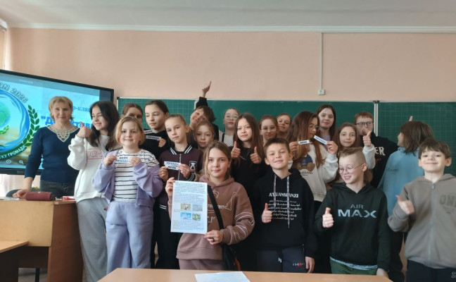 Детективи фейків