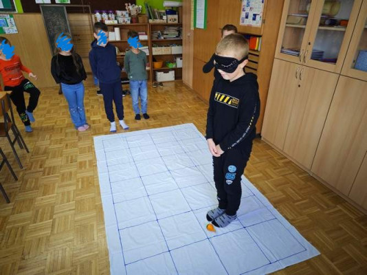Igra robot i programer
